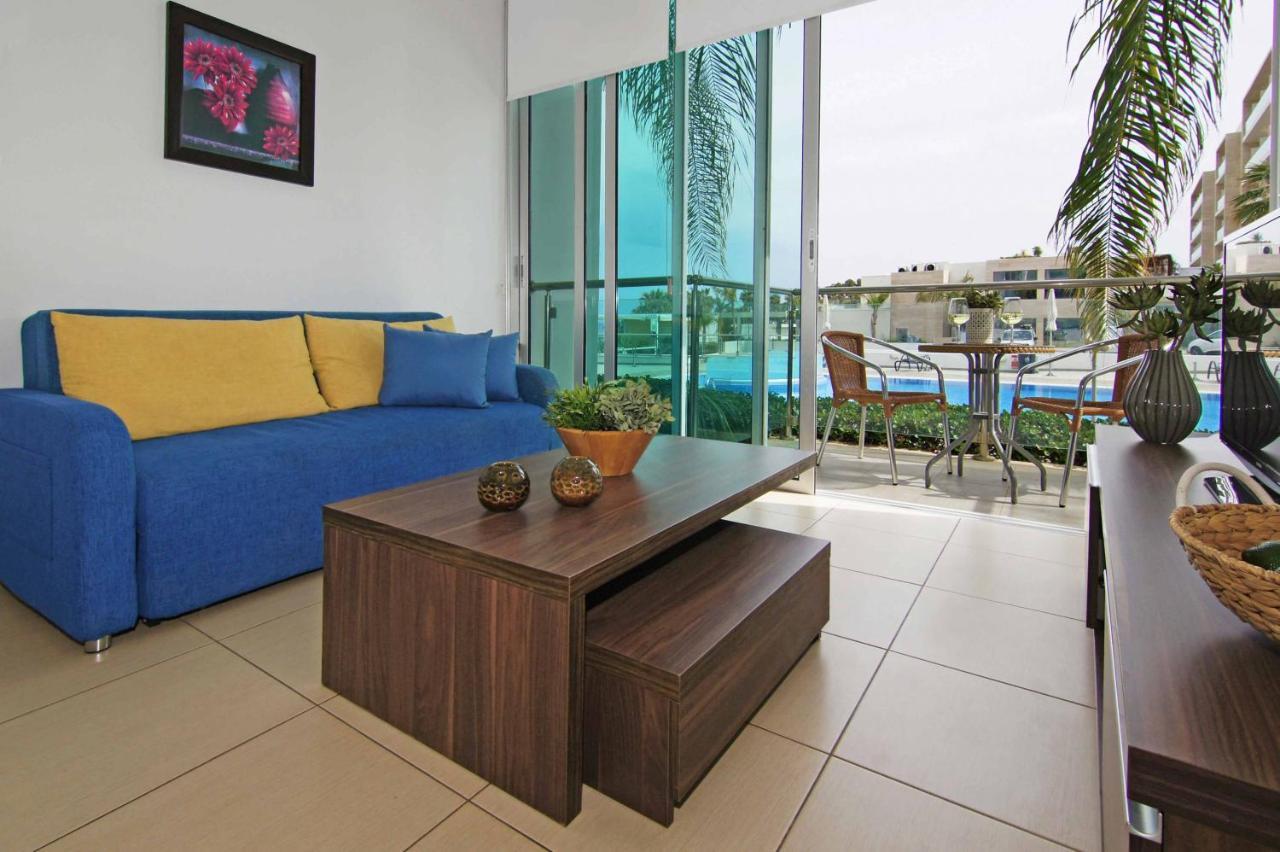 Diana - Coralli Beachfront Apartment Протарас Экстерьер фото