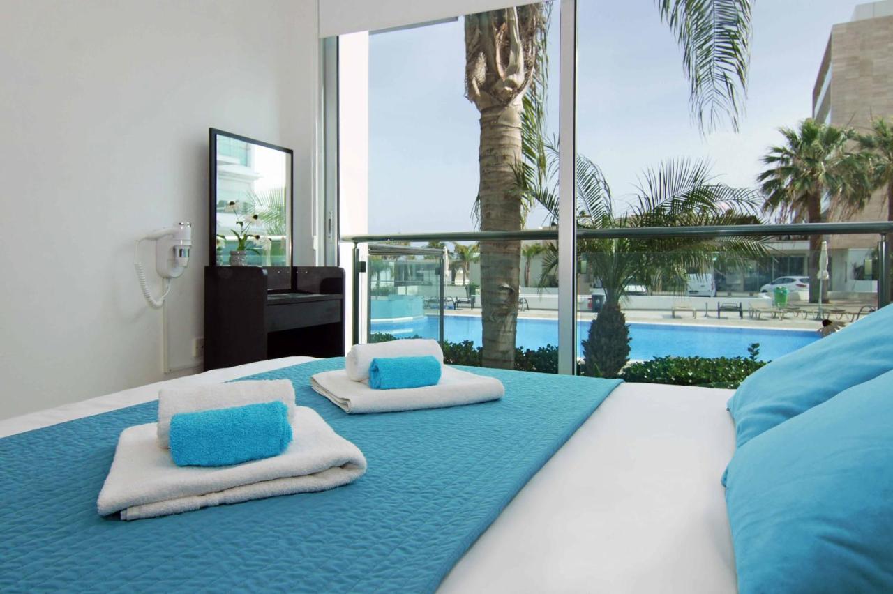 Diana - Coralli Beachfront Apartment Протарас Экстерьер фото