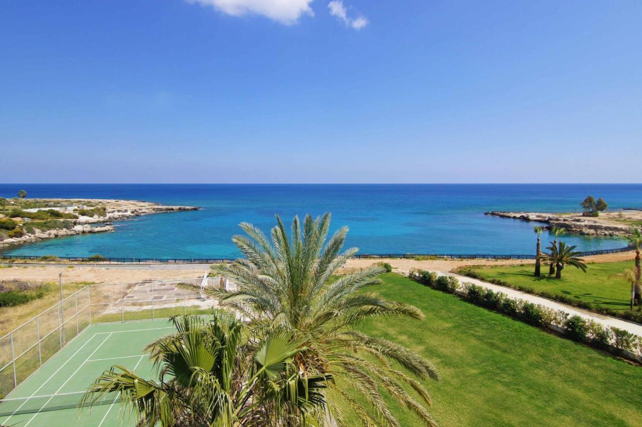 Diana - Coralli Beachfront Apartment Протарас Экстерьер фото